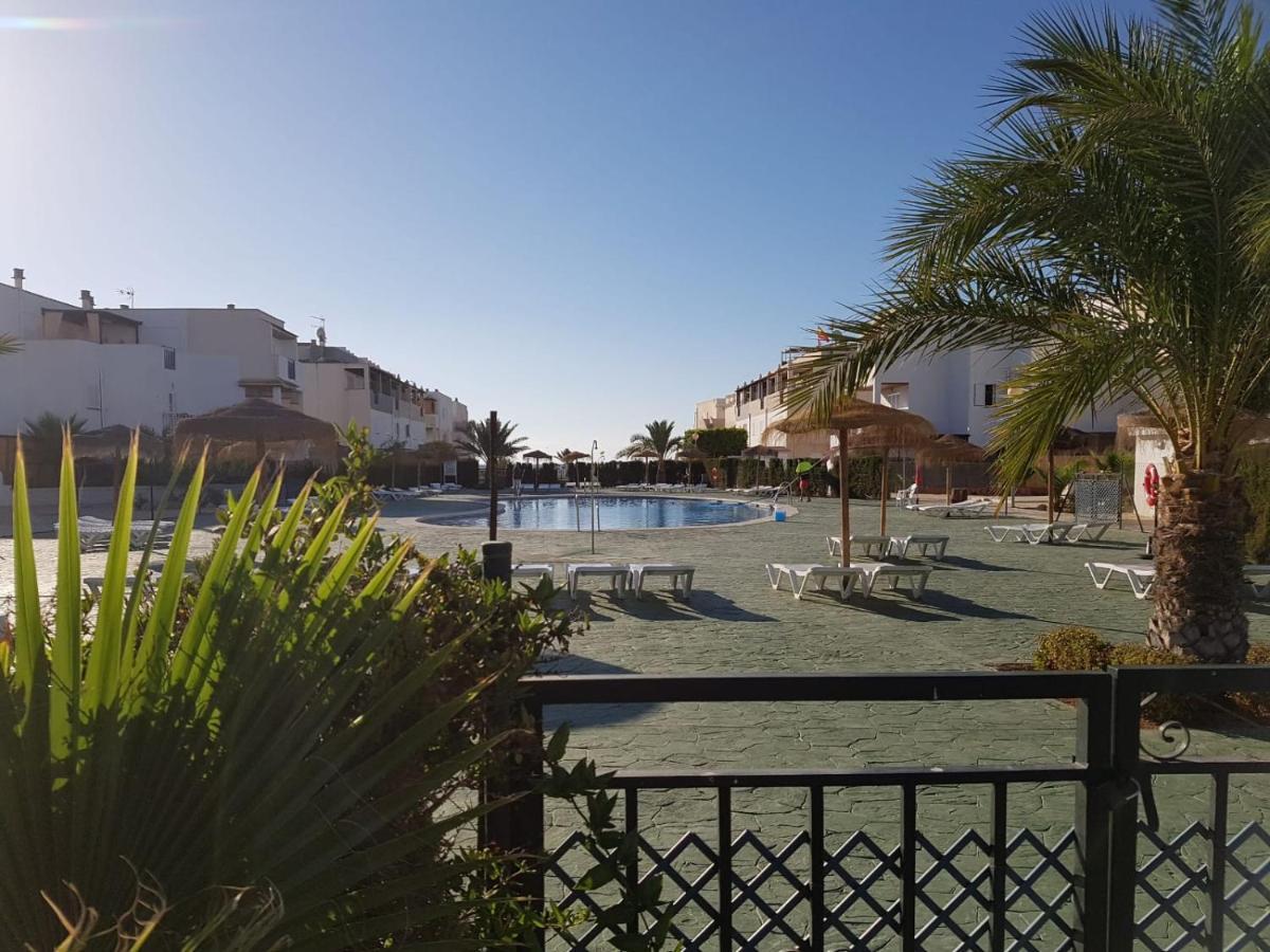 Apartamento En Primera Linea De Vera Playa Naturista! Luaran gambar