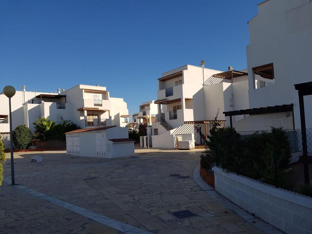 Apartamento En Primera Linea De Vera Playa Naturista! Luaran gambar