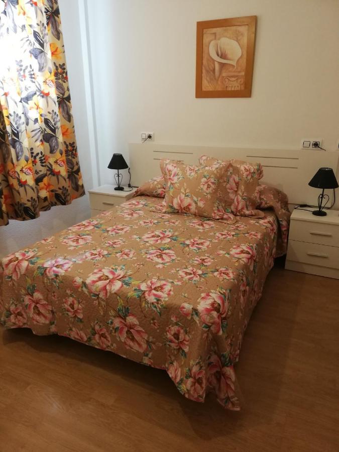 Apartamento En Primera Linea De Vera Playa Naturista! Luaran gambar