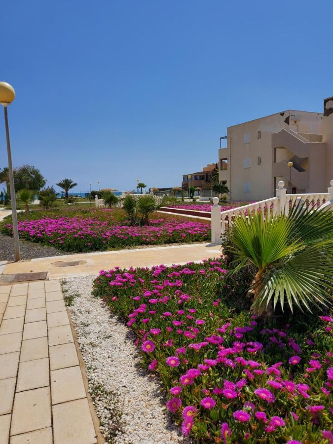 Apartamento En Primera Linea De Vera Playa Naturista! Luaran gambar